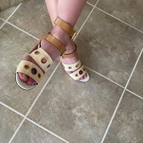 Christian Louboutin Scuba Sandal 70 Jazz Calf - Picture 4 of 16